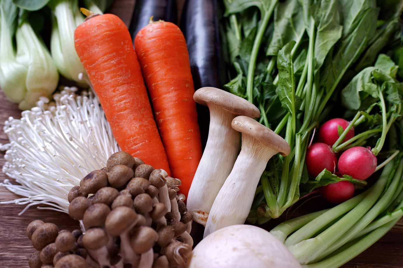 野菜にはカリウムを多く含む食品が多いので、余分な水分を排出。食物繊維が腸内環境を整えてくれます