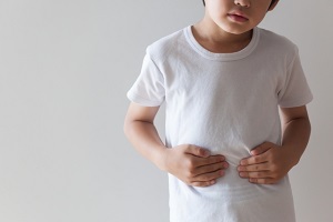 私の外来に腹痛で受診する子供の9割くらいは、便秘が原因です。