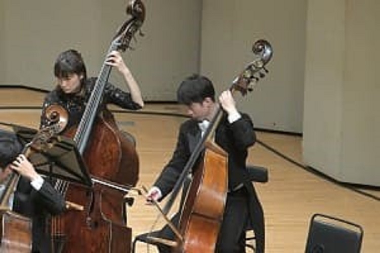 【お仕事インタビュー】vol.19 音楽家（コントラバス奏者）