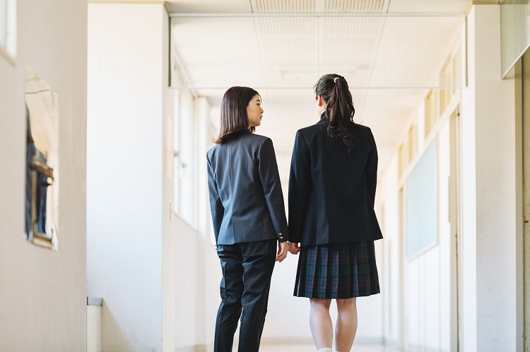 学校の制服、素材やデザインが多様化　パーカが生徒らに好評
