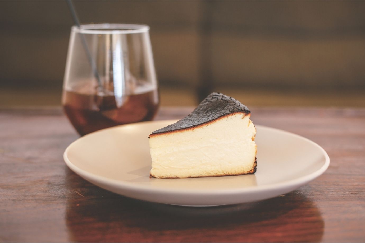 自家製バスクチーズケーキ