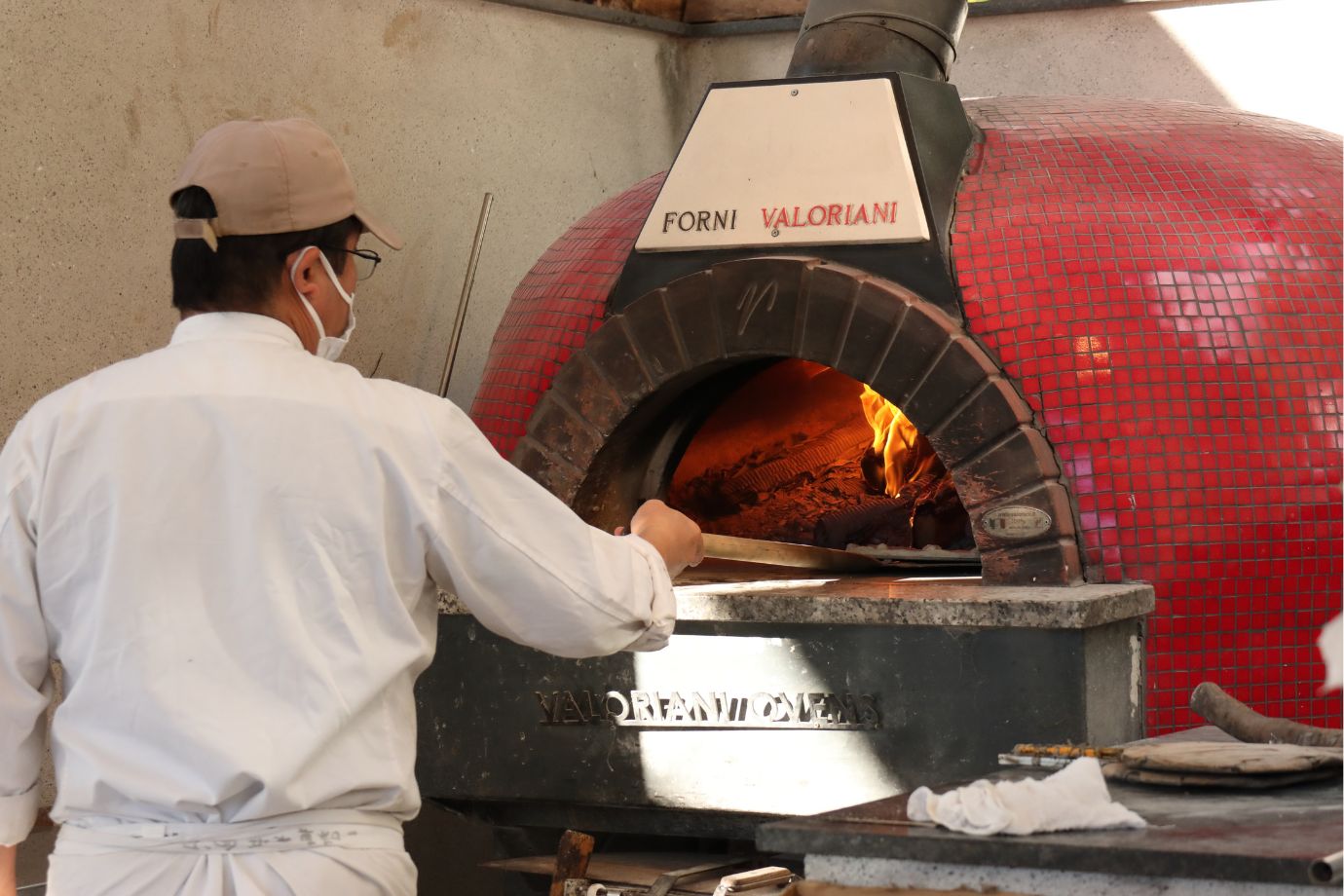 石窯焼ピザが自慢のレストラン