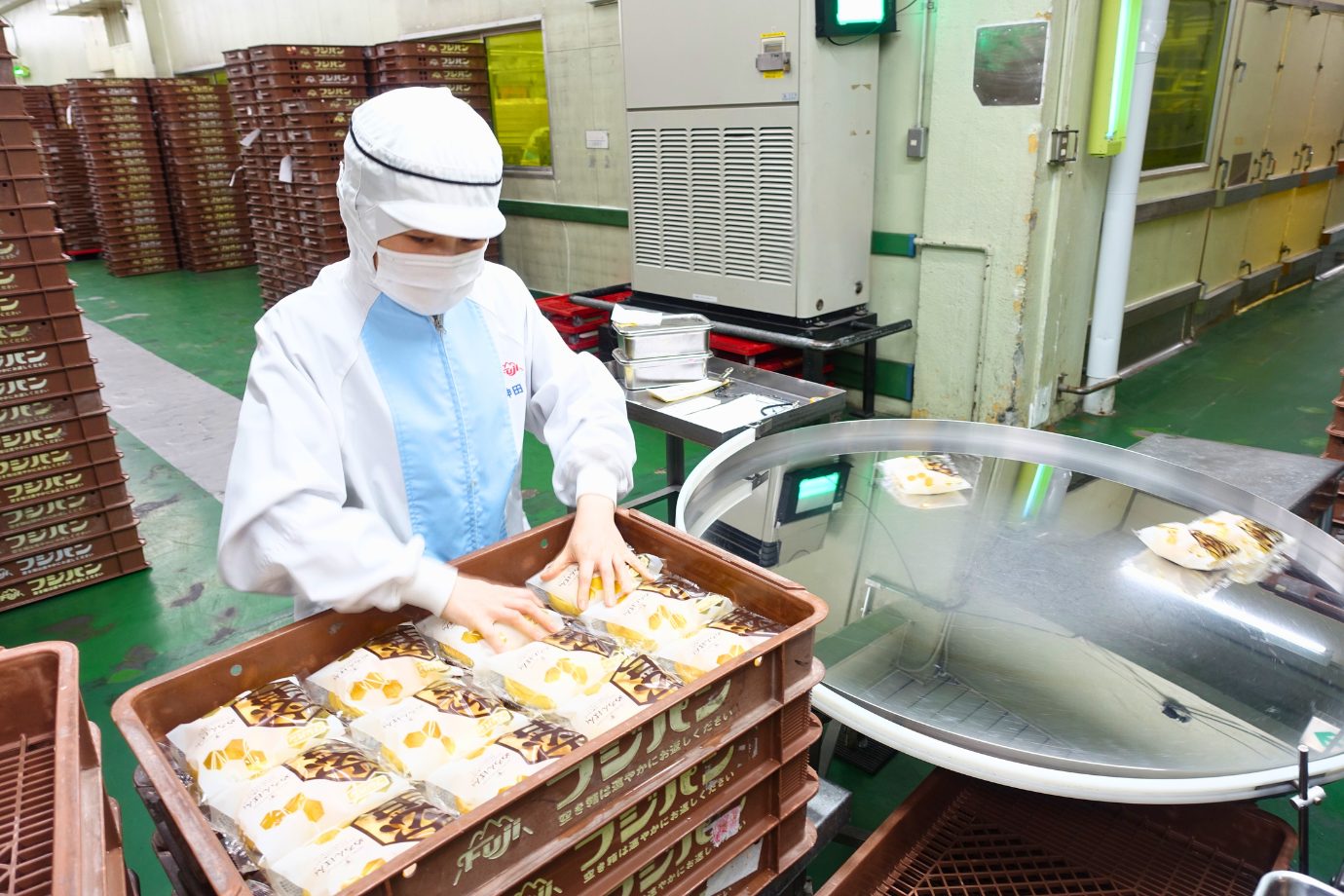 入社後に1年間の研修で、パン作りの工程を1から学びました