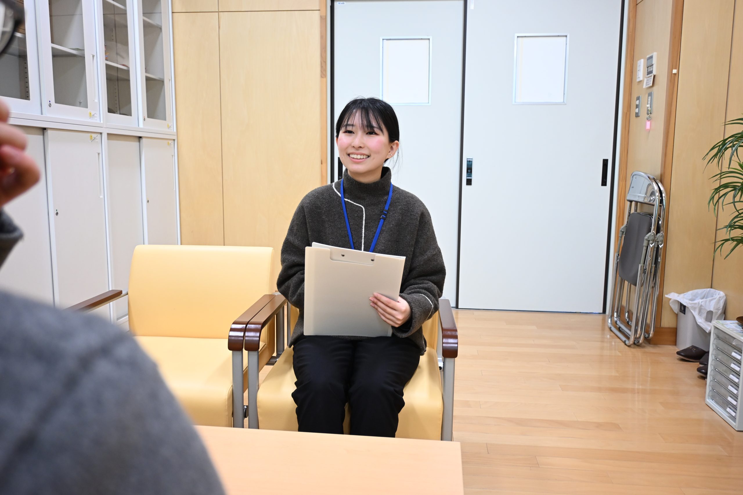 『個別の相談だけでなく、授業をしたり、朝の見守りをしたり、学校生活に溶け込みながら幅広く子どもたちと関わっています』